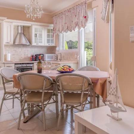 Aegean #a - F & B Summer Collection Apartment Kallithea (Chalkidiki)