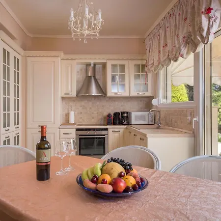 Aegean #a - F & B Summer Collection Apartment